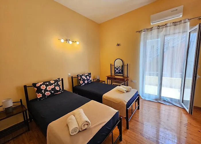 Apartment Stamatis Family